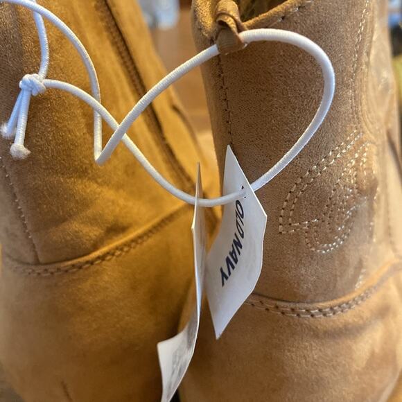 Old Navy faux Caramelized Toffee Leather Western Boot - Picture 8 of 9